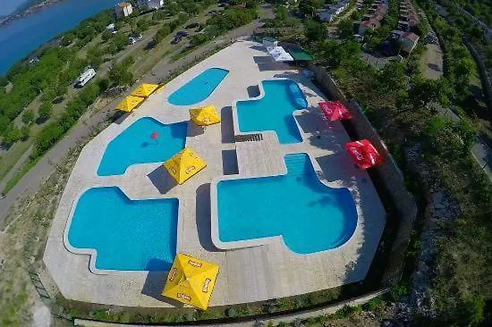 Mobile Home Apartment Camp Кленовица