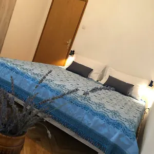Apartman Kula, Klenovica